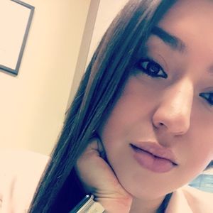 Meet your Posher, Lesley